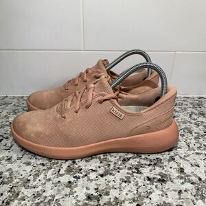 Kizik Shoes Madrid Eco Knit Sneakers Men’s 6.5/ Women’s 8 Clay